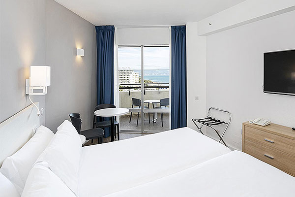 Sol Timor bedroom